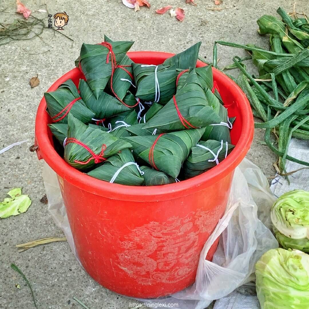 在无锡国端午节，红豆粽子太好吃了