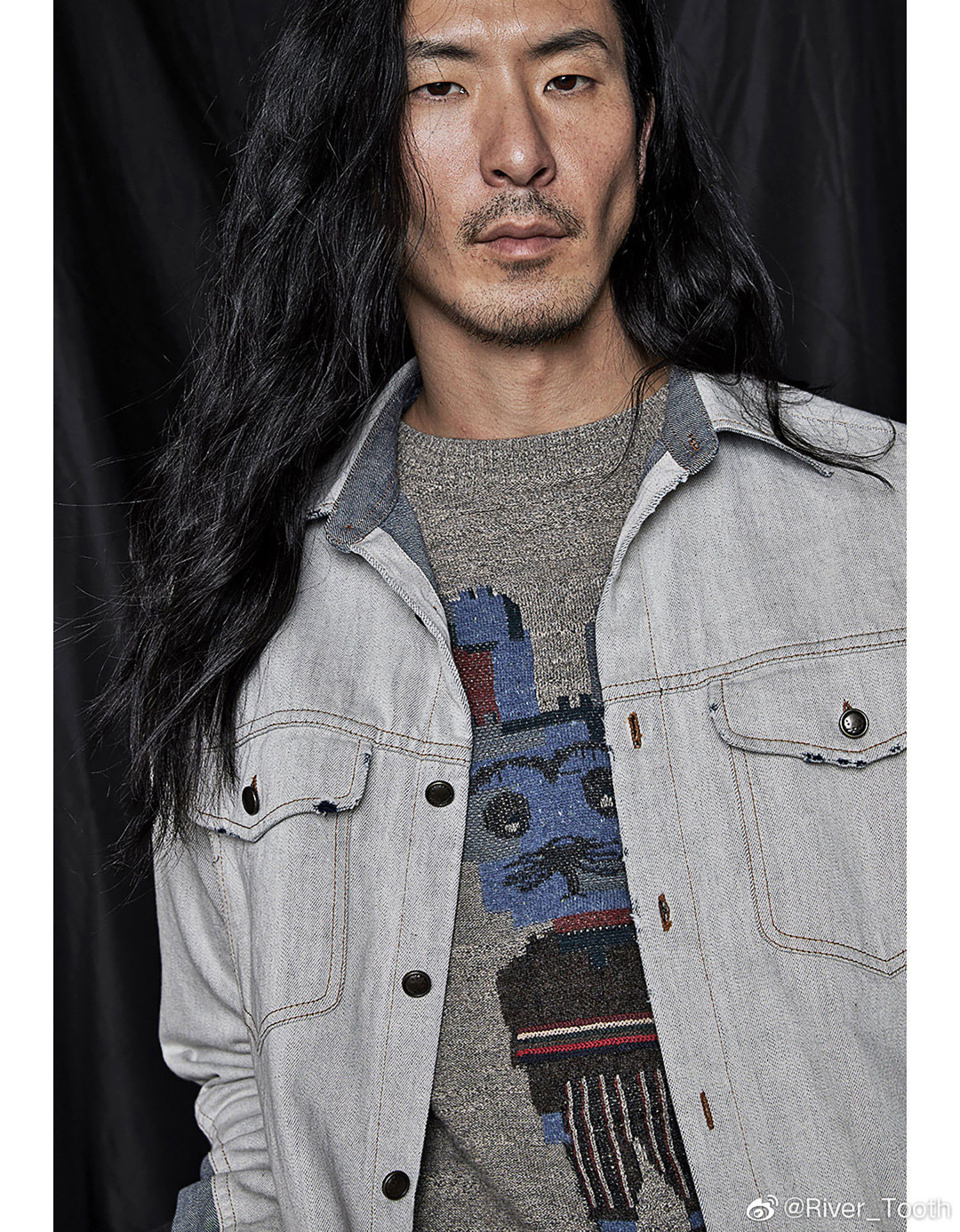 006vnk4tgy1gbumegachlj30u012i7wi